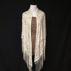 NWT Chic Luxe Poncho Cape